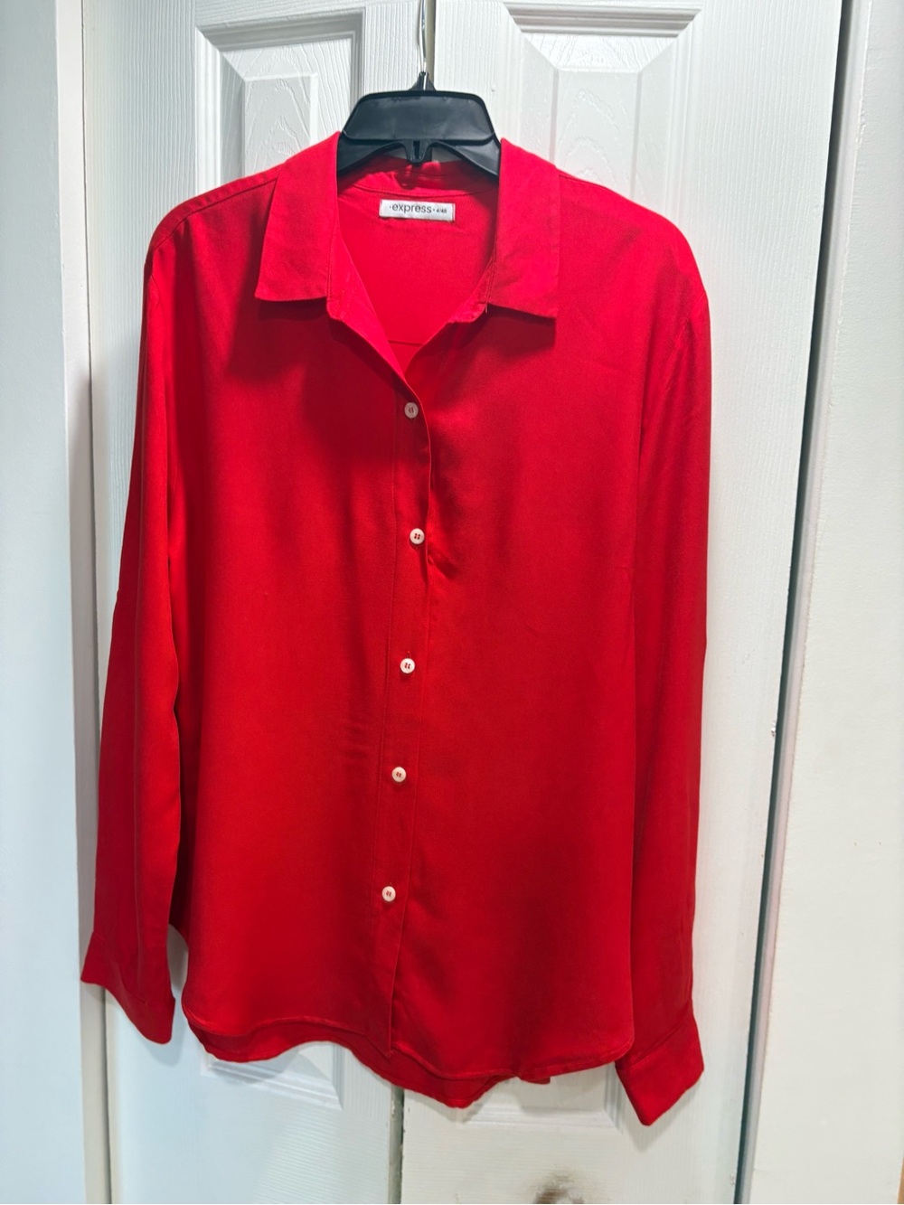 Express Women's Red Long-Sleeve Button-Down Shirt